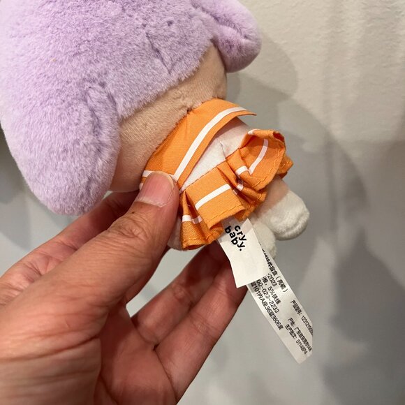 Pop Mart CRYBABY Sunset Concert Plush Pendant Bright Orange with Box - Picture 3 of 7